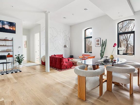 2nd image of 10 Quincy St #2H