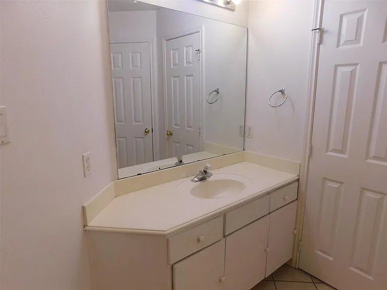 2710 Grants Lake Blvd #J2 — Photo 36