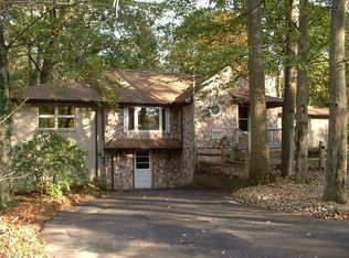 2297 Silver Fox Ln NE, Warren, OH