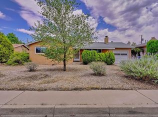6105 Alta Monte Ave NE, Albuquerque, NM 87110
