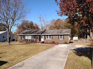 2811 Easy St, Newport, NC 28570