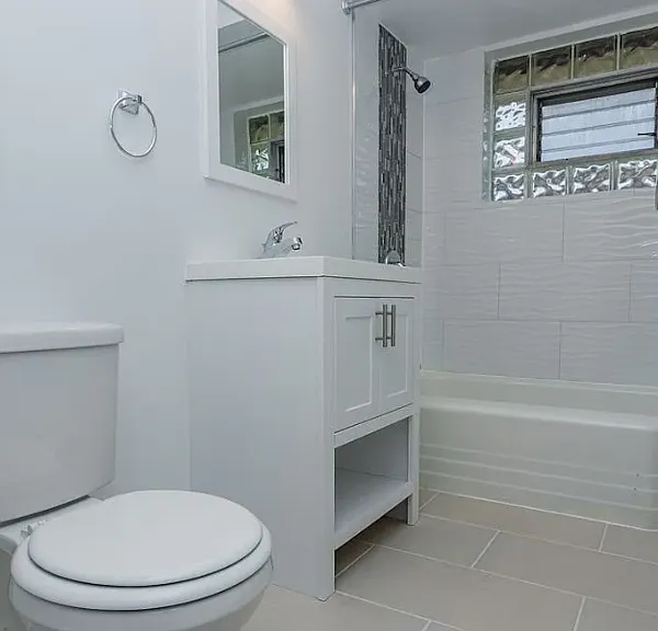 14113 S. Tracy Ave — Photo 3