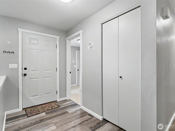 2nd image of 9807 Overlook Drive NW