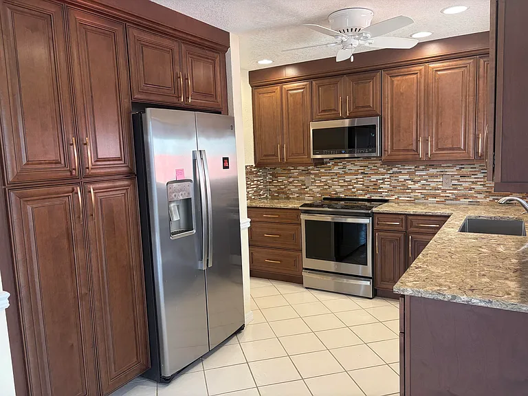 21435 Campo Allegro Dr — Photo 10