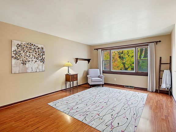 4th image of 3572 Rankin Rd