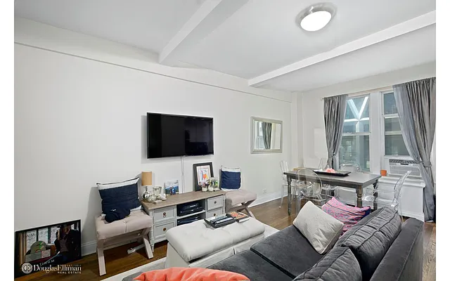 Rented by Douglas Elliman | media 15