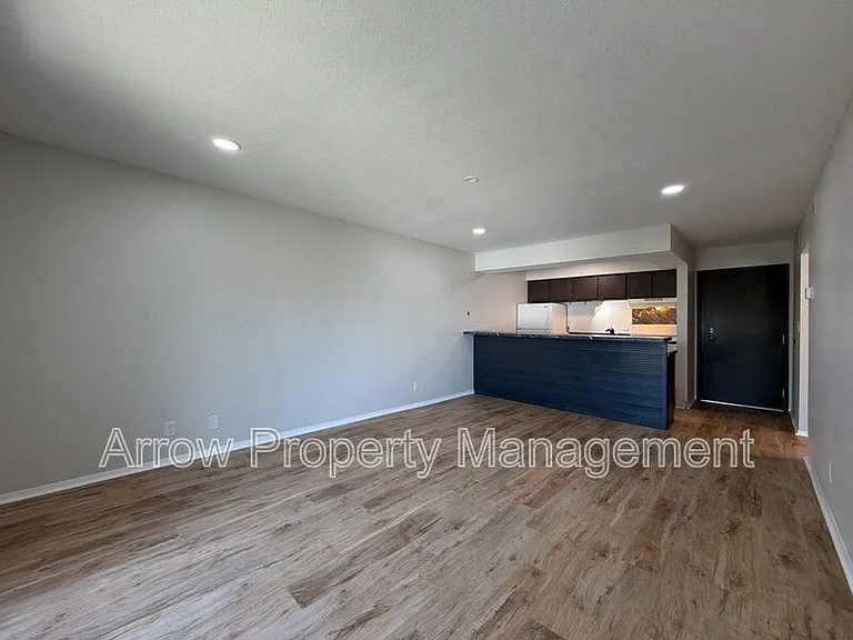 649 S 18th St #34 — Photo 3