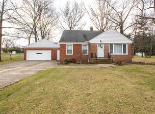 4628 Ammon Rd, Cleveland, OH 44143