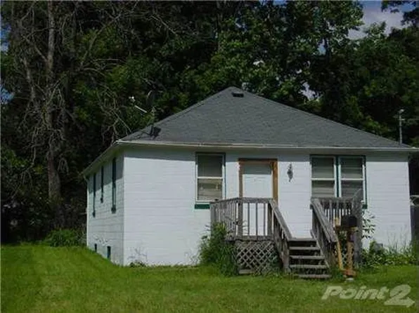 1226 S Clemens Ave, Lansing, MI 48912