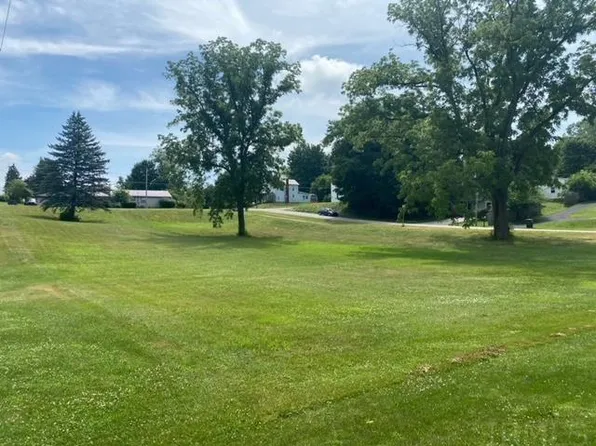 0 S 1st St, Albion, IN 46701