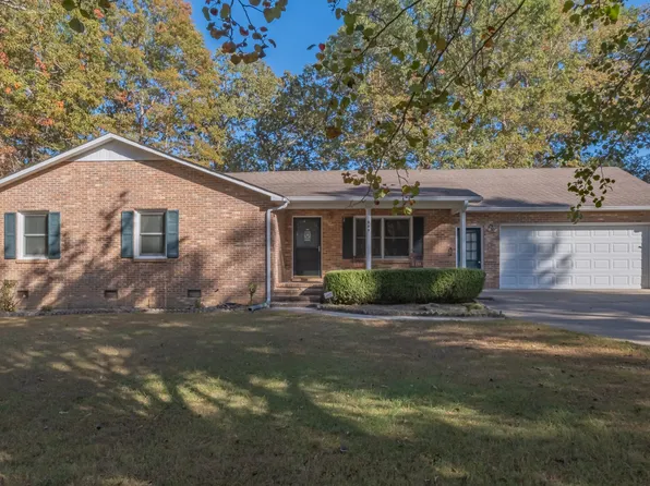 209 Marks Ave, Tullahoma, TN 37388