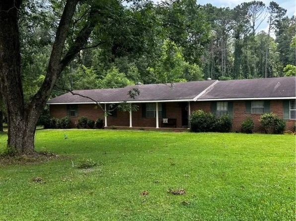 1067 Glenwood Rd, Luverne, AL 36049