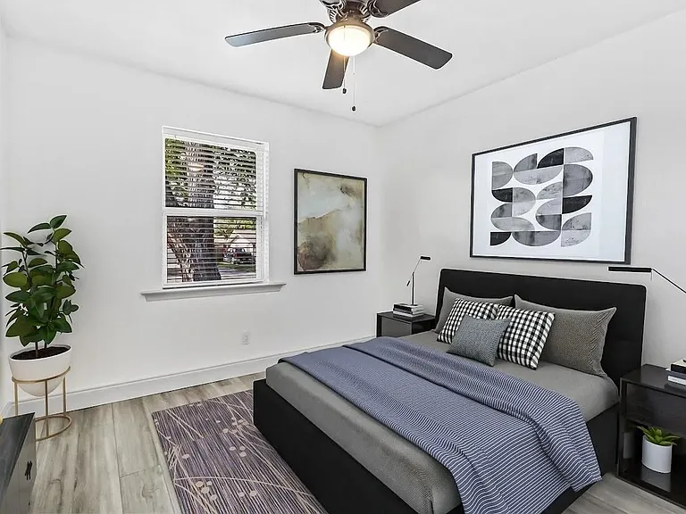 502 Melrose Dr — Photo 12