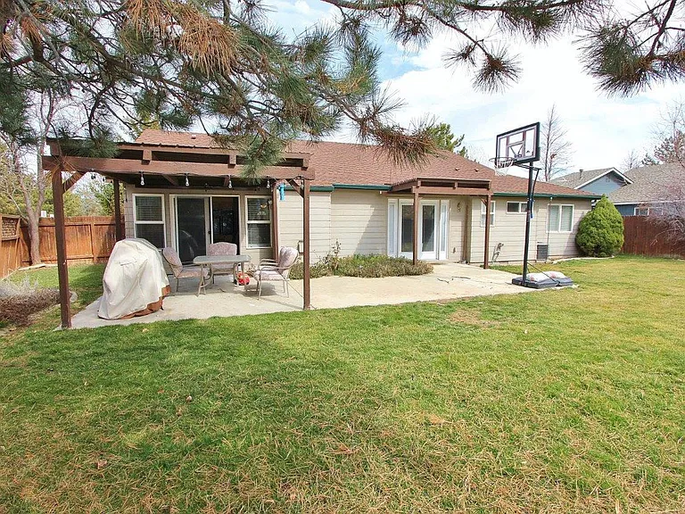 6177 S Peppertree Ave — Photo 25