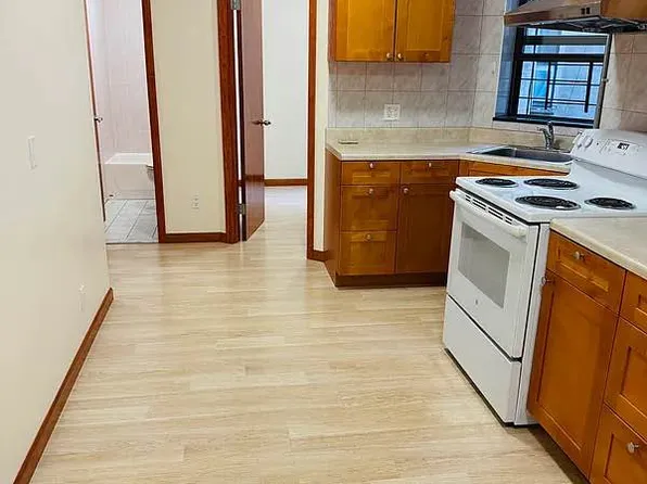 123 Mott Street image 1 of 5