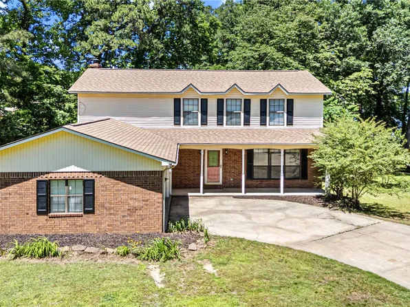 109 Clearlake Dr, Russellville, AR 72802