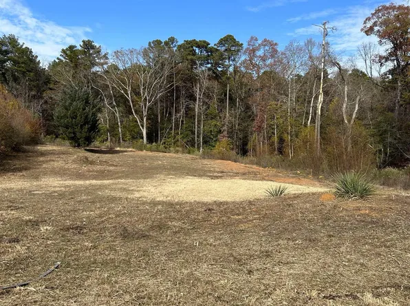 1007 Windy Ridge Dr, Longview, TX 75605