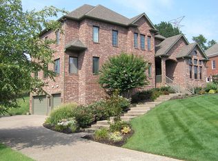 1044 Stonebridge Park Dr, Franklin, TN 37069