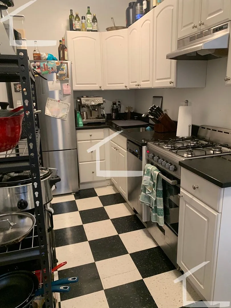 120 Brainerd Rd — Photo 1