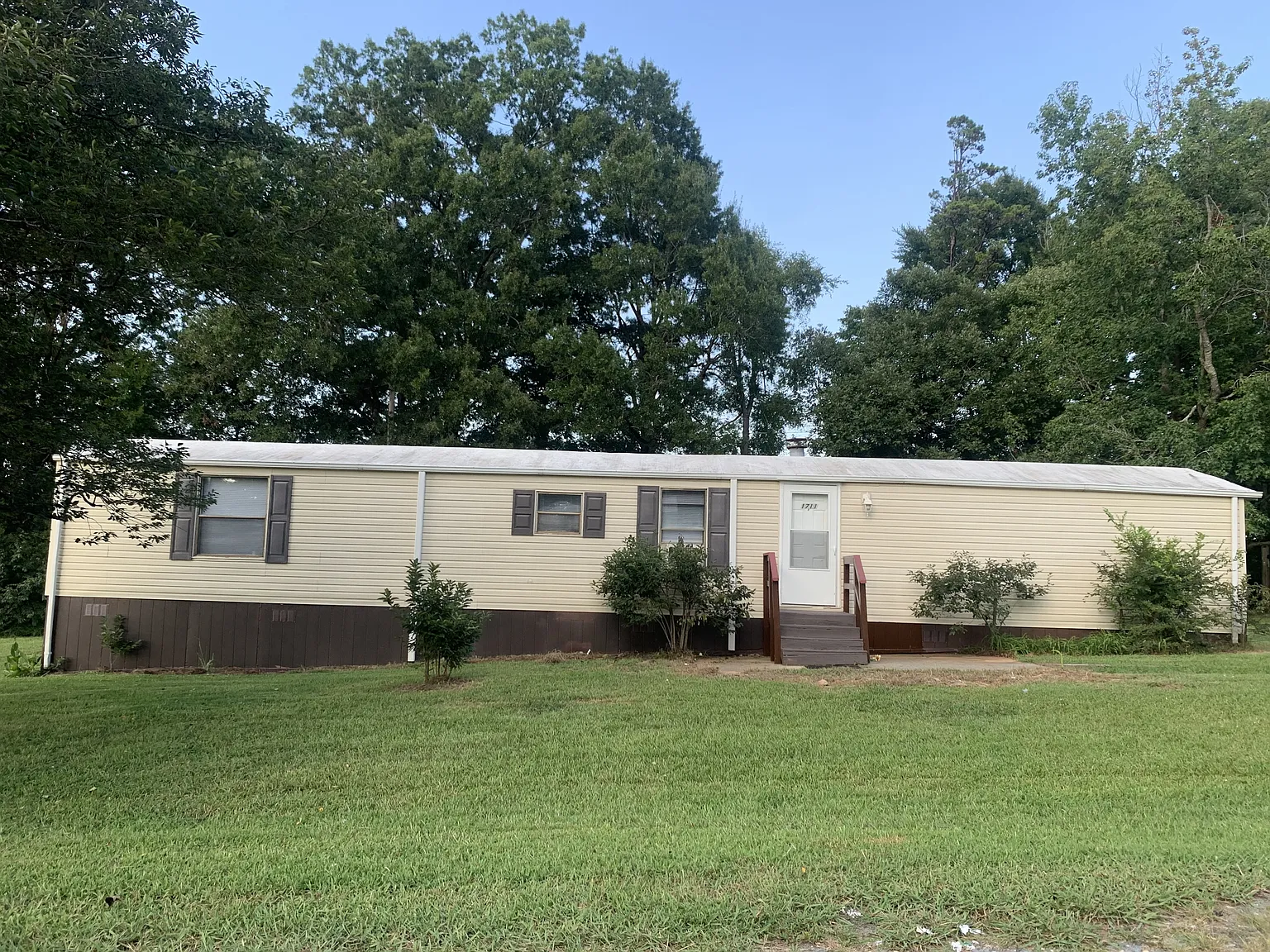 1711 Roscoe Howey Road - 1 — Photo 1
