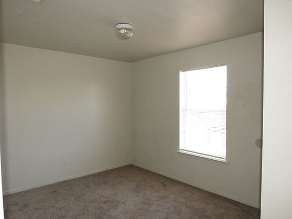 2nd image of 3708 Malibu Ln #B