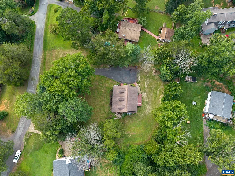 497 Sunset Dr — Photo 59