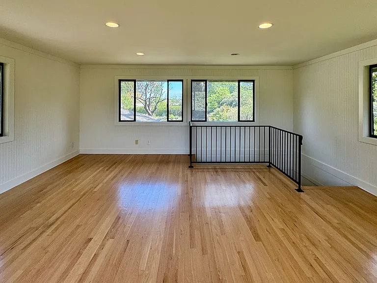 1701 Zinfandel Ln — Photo 24