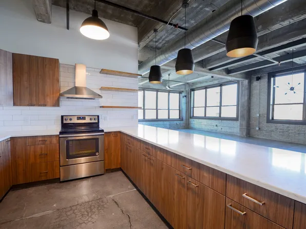 LL Olds Warehouse Lofts & Flats