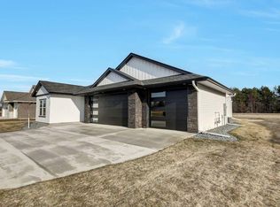 2008 River Links Dr, Cold Spring, MN 56320