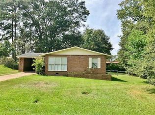 224 Sinclair St, McComb, MS 39648