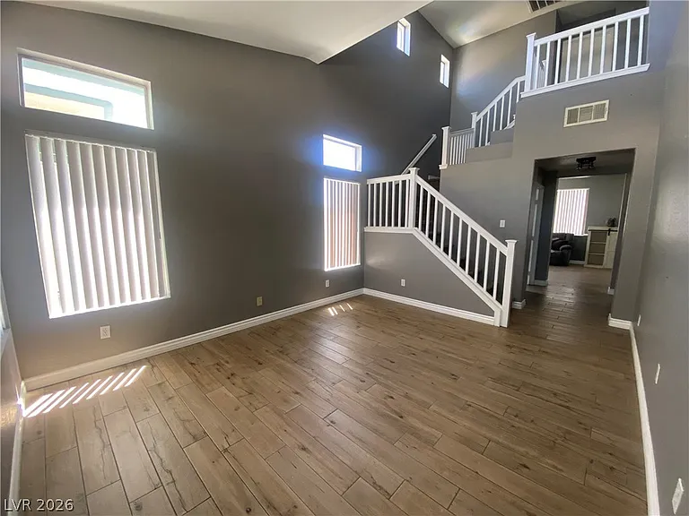 5402 Goldenseal Ct — Photo 2
