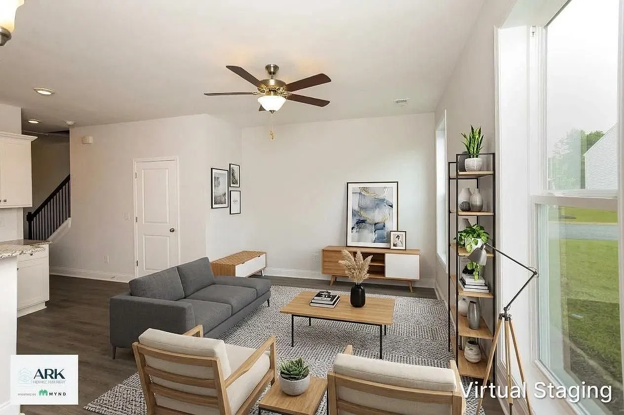 3 bed, 2.5 bath, 1350 sqft, $1,725 — Photo 2