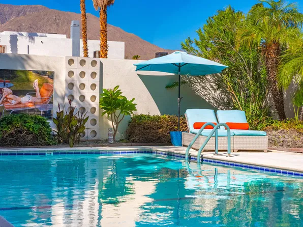 723 E Cottonwood Rd, Palm Springs, CA 92262