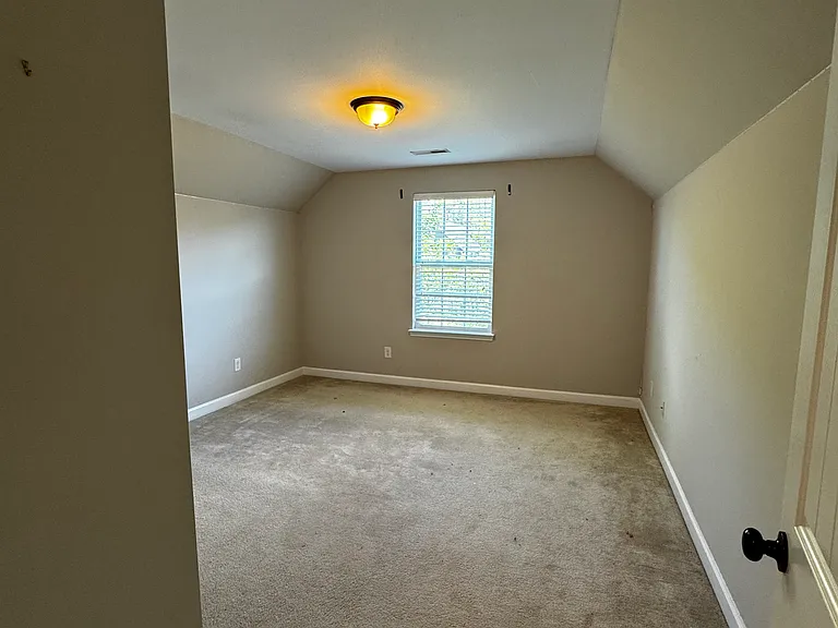 216 Hawks Nest Cir — Photo 11
