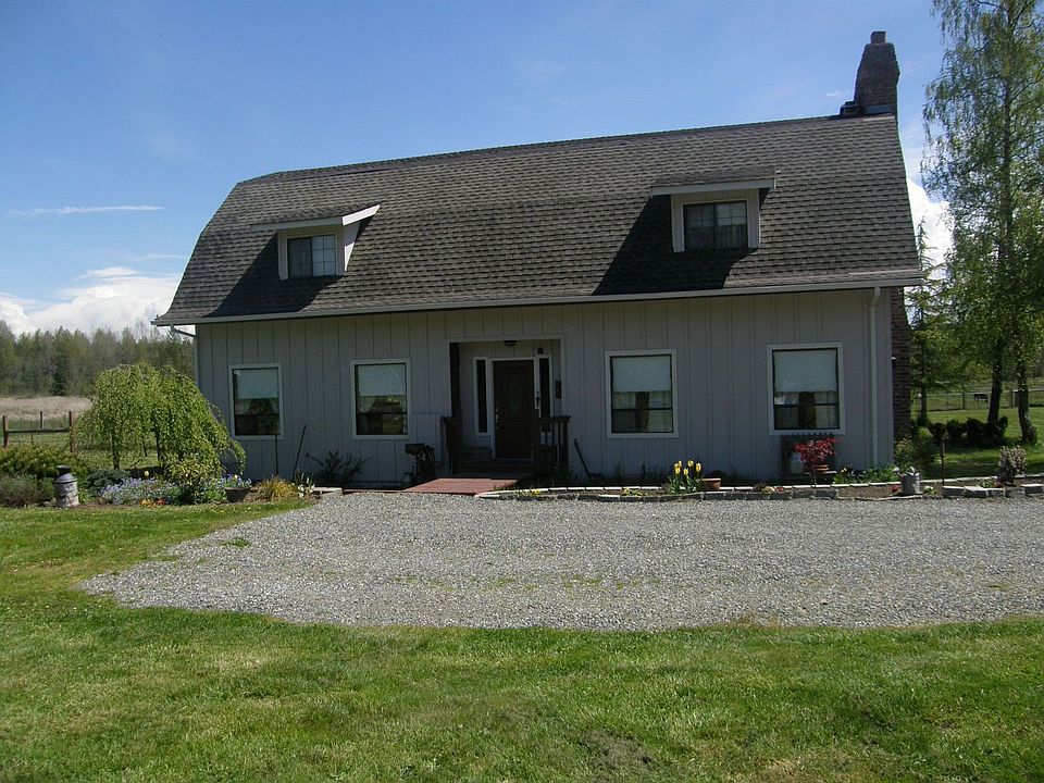 Front view of home