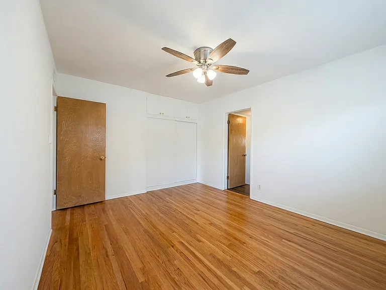 962 N Calmgrove Ave — Photo 70