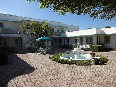 Patio With Fountain