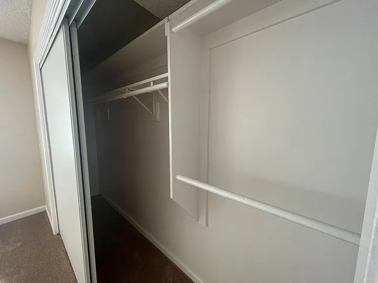 MARGATE VILLA APARTMENTS — Photo 10