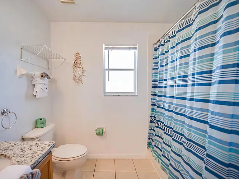204 Gleneagles Dr — Photo 9