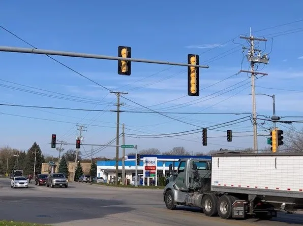 1210 W Locust St, Belvidere, IL 61008