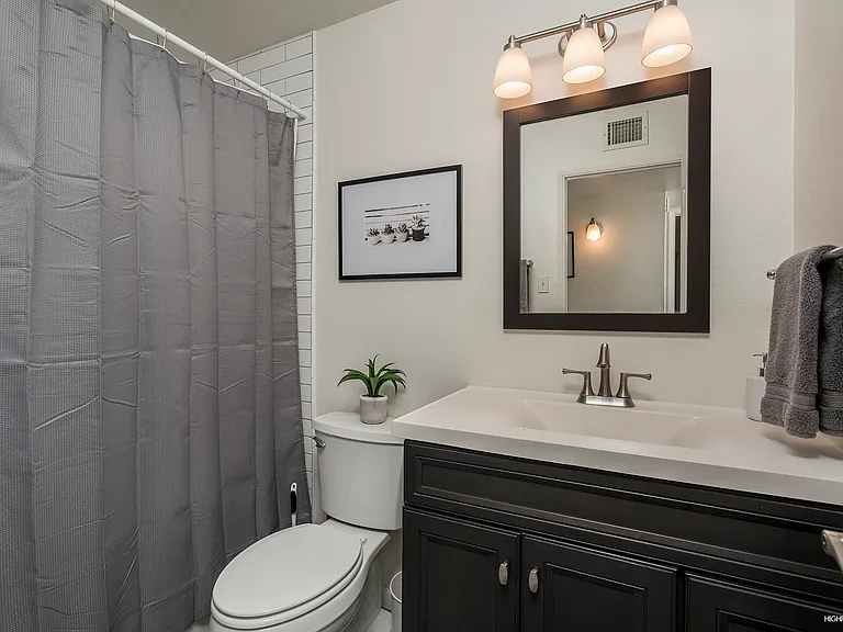 Bathroom #2