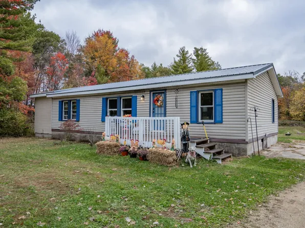 N10574 7th Ave, Necedah, WI 54646