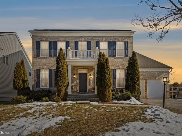 3902 Chancelsors Dr, Upper Marlboro, MD 20772
