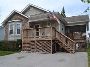 650 Lloyd Huskey Rd, Pigeon Forge, TN 37863