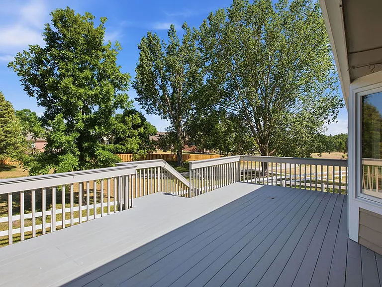 2580 Lochbuie Cir — Photo 28