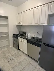 Rented by Salon Realty Corp