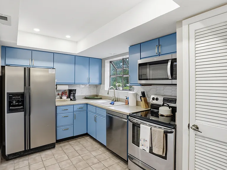 26 W Casa Del Rio Dr #2D — Photo 10