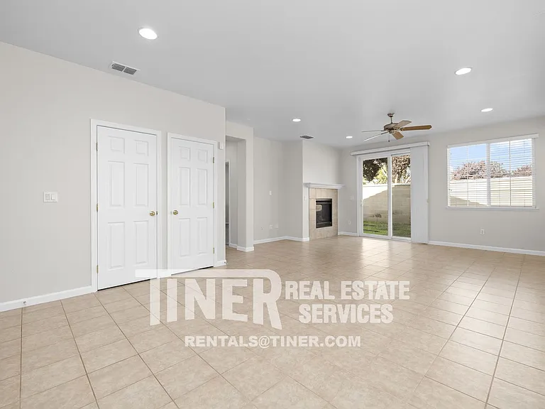 1422 Stoney Cross Ln — Photo 10