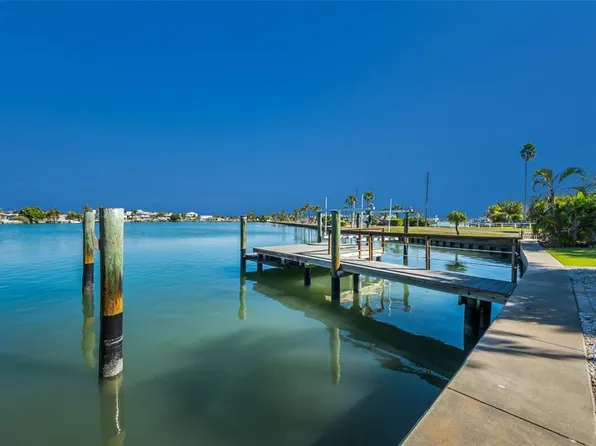 16101 Redington Dr, Redington Beach, FL 33708