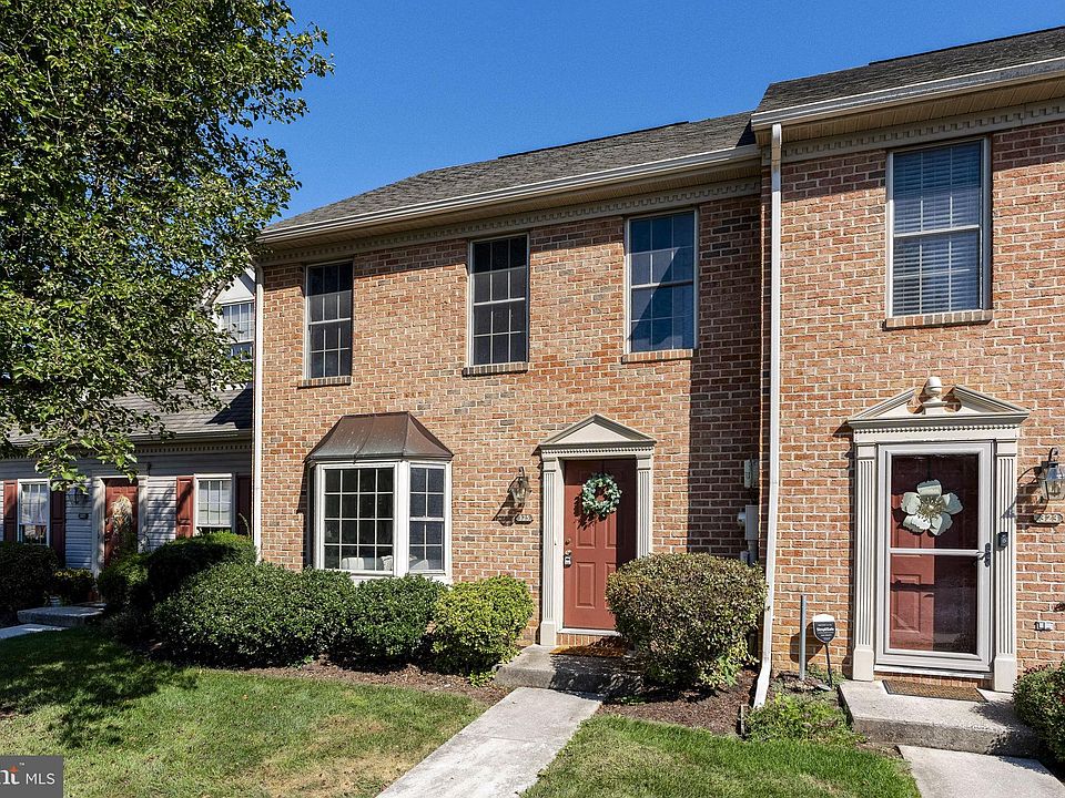 1st image of 325 Stonehedge Ln